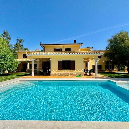 Villa With Pool 카데두 외부 사진